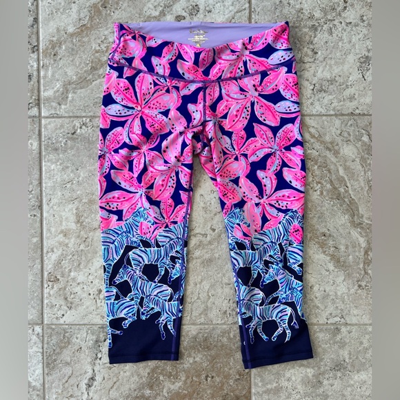 Lilly Pulitzer Pants - LILLY PULITZER Luxletic 21" Jolena Weekender Cropped Leggings, Royal Purple,L